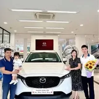 Hoạt động tư vấn và giao xe Mazda tại Hưng Yên 1